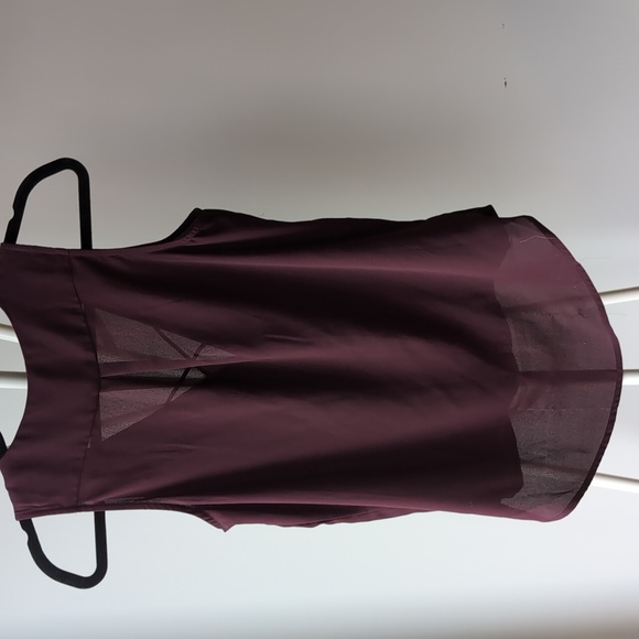 Dynamite Shirt, Size XS, plum/burgandy - Picture 4 of 4